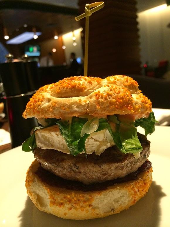 Sheraton bar 512 szaleństwa burgerów w sopocie