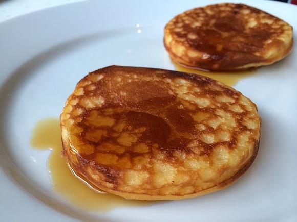Pancakes z syropem klonowym