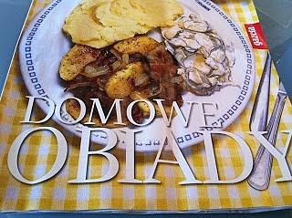 Domowe obiady: kurczak, frytki i mizeria