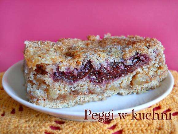 Ciasto sypane z jabłkami i śliwkami