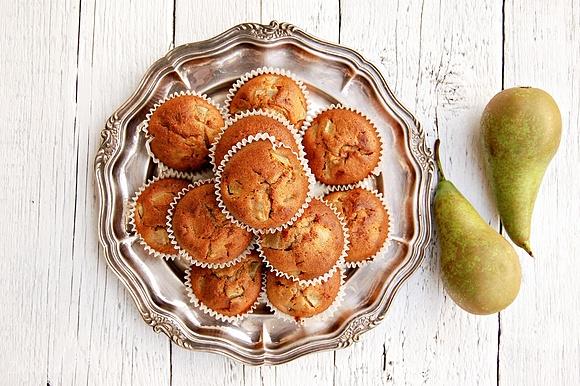 Muffiny gruszkowe z cynamonem do jesiennego wypieku
