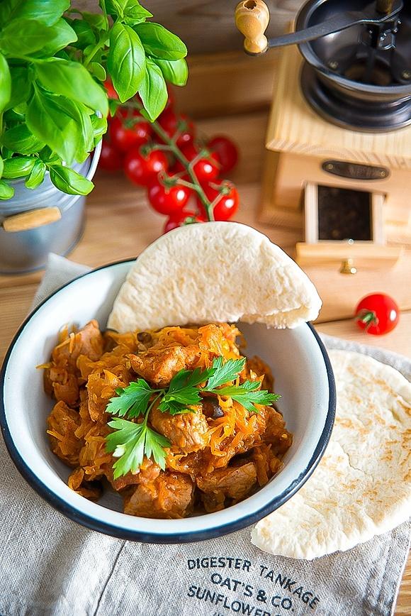 Pomidorowy bigos