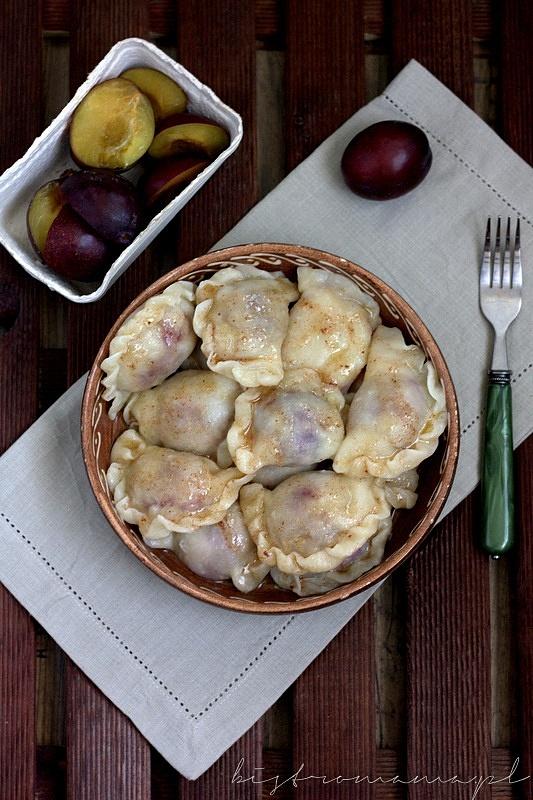 Pierogi ze śliwkami