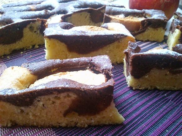 Fale Dunaju z jabłkami - łatwe ciasto ucierane