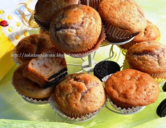 Truskawkowe muffiny z markizami i Oreo