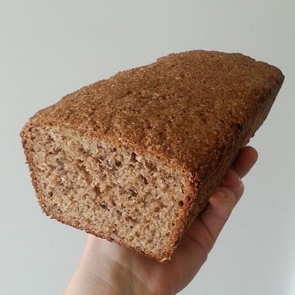 Chleb z krupczatki - przepis na chrupiący wypiek