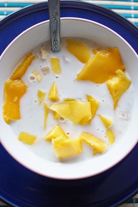 Dietetyczna owsianka z mango