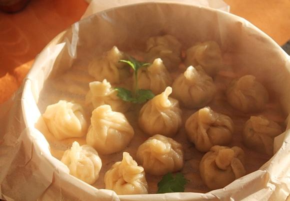 Mini-pierożki w stylu azjatyckim