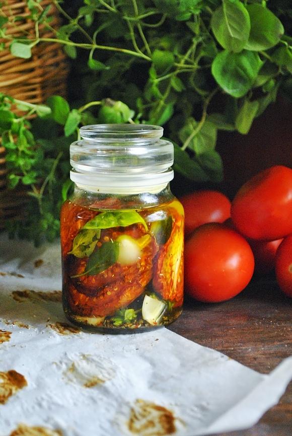 Suszone pomidory w domu - metoda i inspiracje