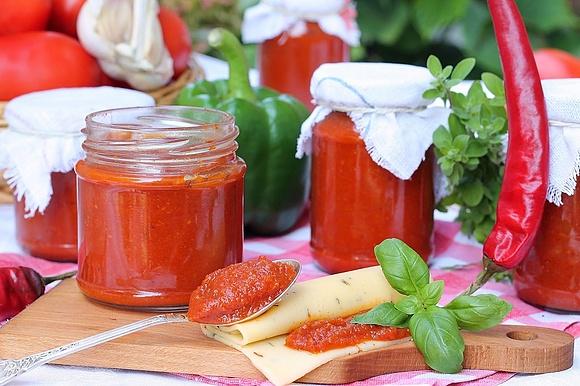 Ketchup pikantny domowy bez konserwantów