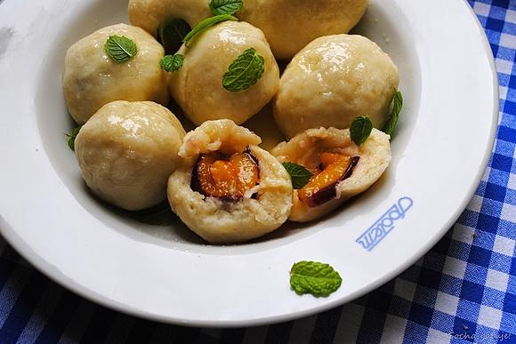 Knedle ze śliwkami
