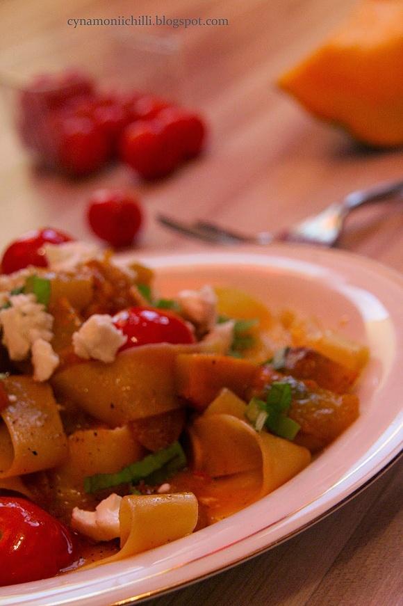 Pappardelle z dynią i kozim serem