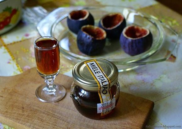 Figi zapiekane z Vin Santo i miodem