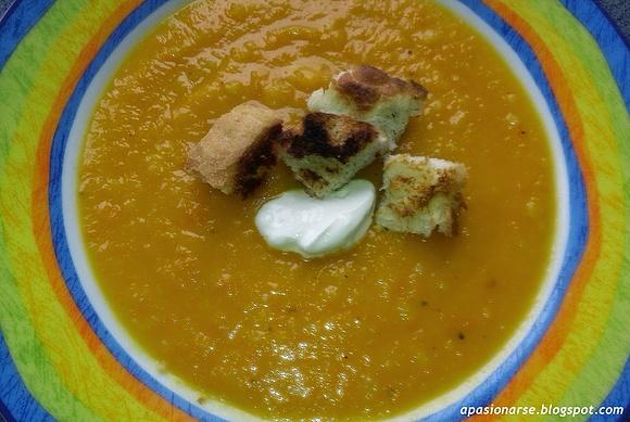 Zupa krem marchewkowo-dyniowa