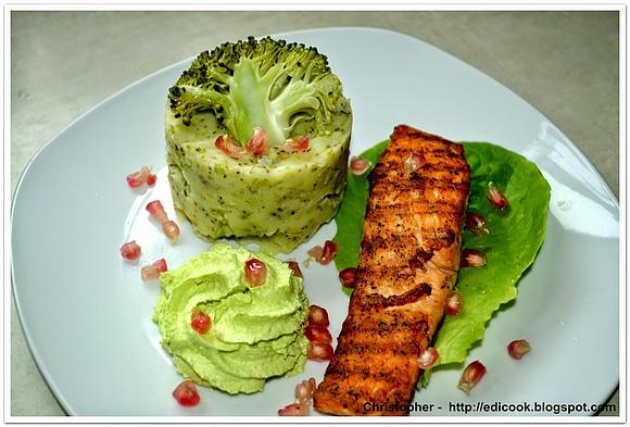 Grillowany łosoś z puree ziemniaczano brokułowym i pianką wasabi