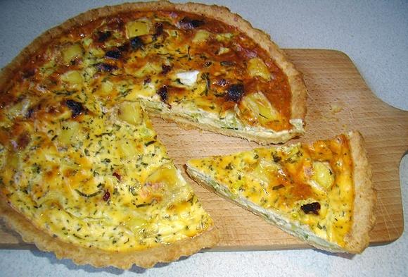 Quiche z porem i cukinią