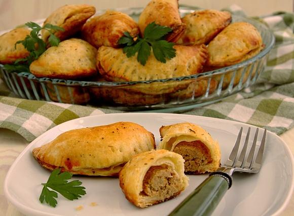 Pieczone pierogi z mięsem
