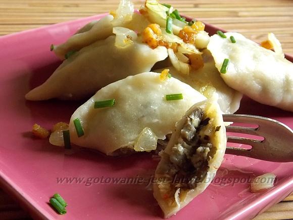 Pierogi z grzybami leśnymi