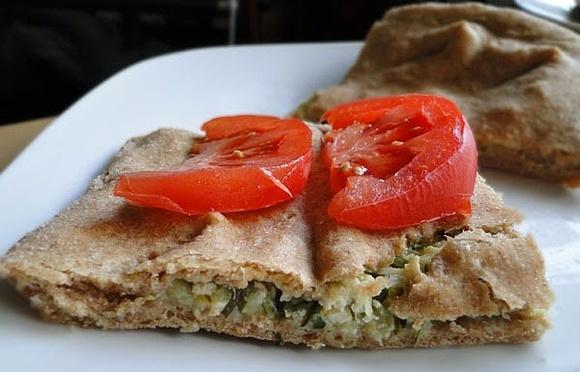 Focaccia z cukinią i tofu wegańska