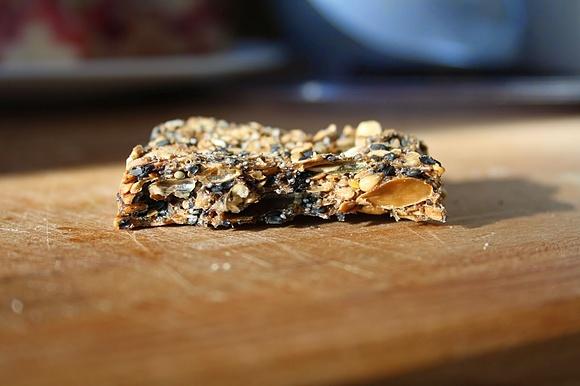 Knekkebrød z nasionami – chrupiący norweski pieczywo