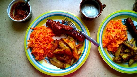 Domowy currywurst - szybki przepis na fast food