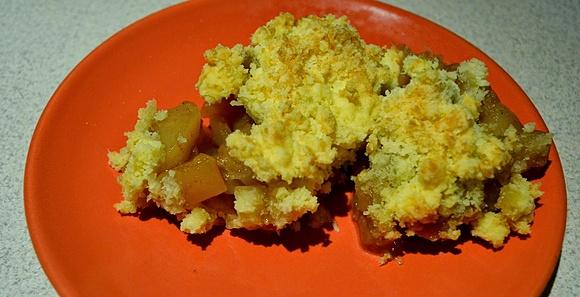 Crumble z jabłkami na bezglutenowo i z cynamonem