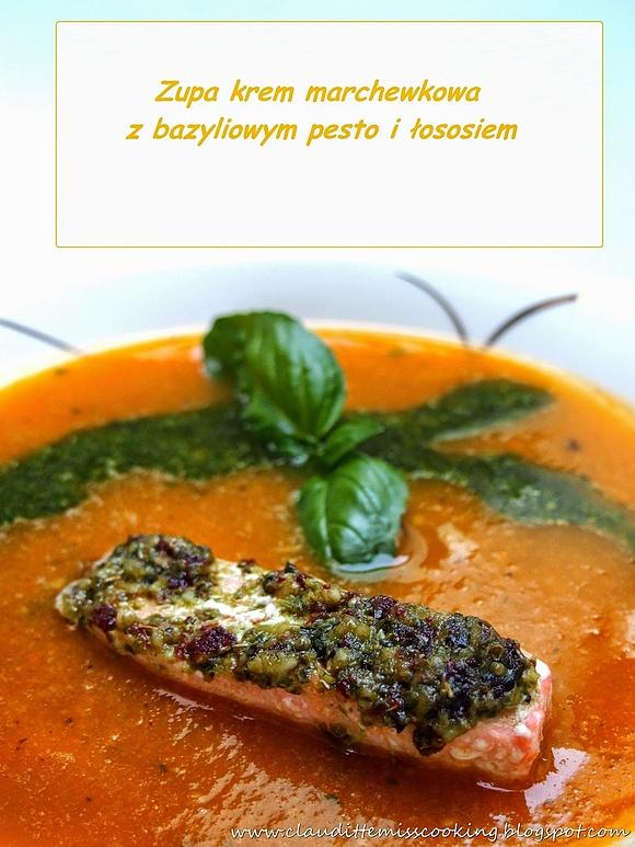 Zupa krem z marchewki z pesto i łososiem