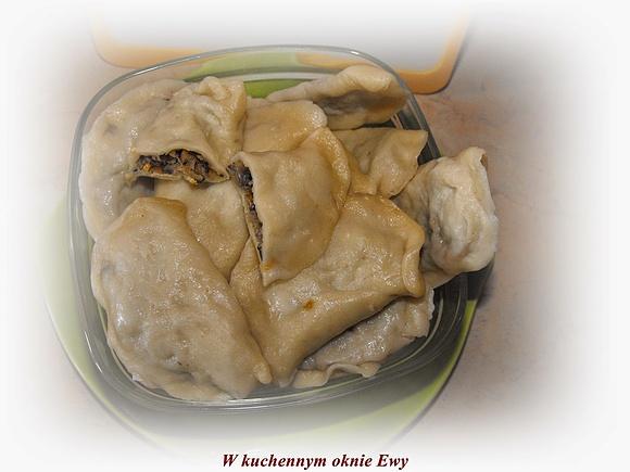 Pierogi z kapustą i grzybami
