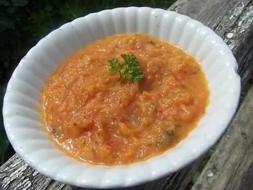 Pasta cukiniowa z patisonem i papryką