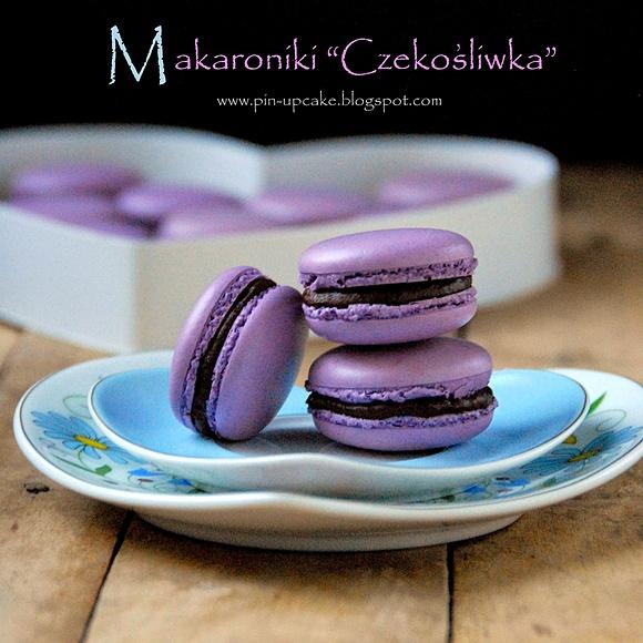 Makaroniki czekośliwka z czekoladą i śliwkami