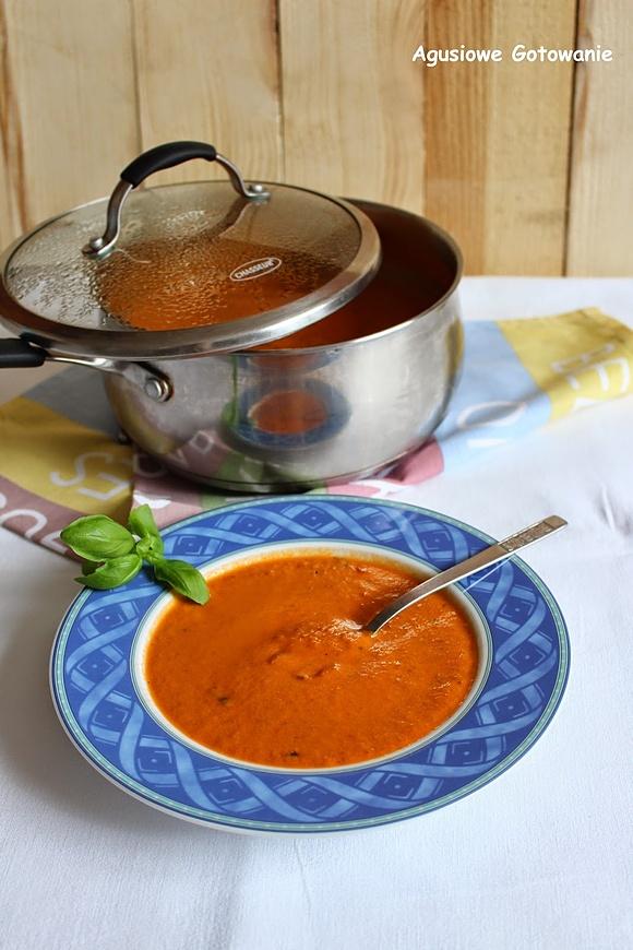 Zupa krem z pomidorów z bazylią i nutą białego wina