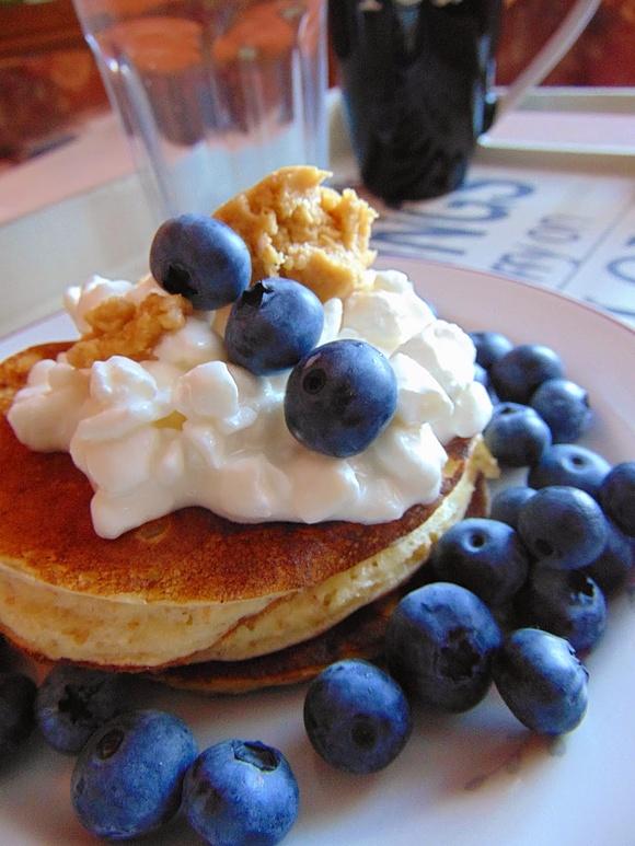 Ricotta hotcakes - lekkie, puchate placuszki z ricotty