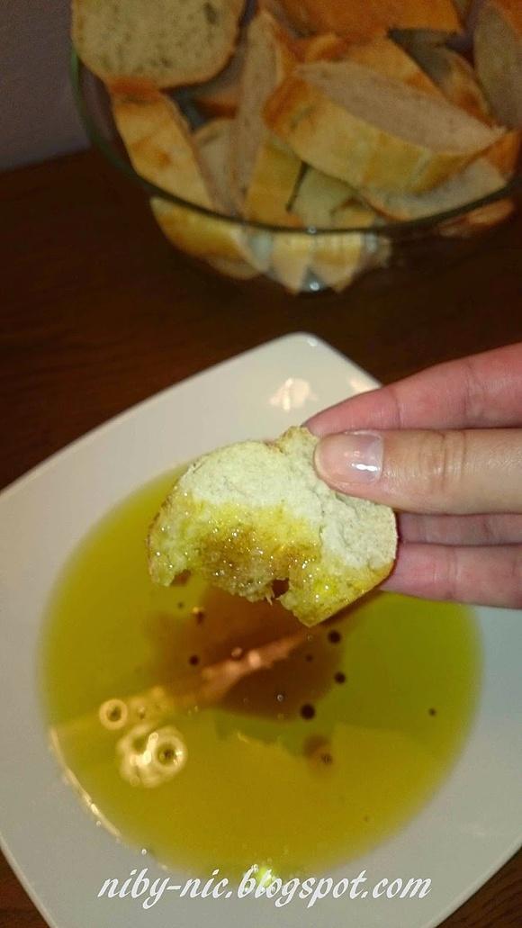 Bagietka z oliwą i serem feta