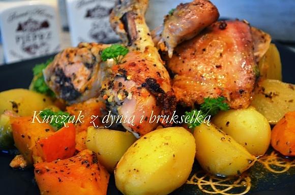 Kurczak pieczony z dynią i brukselką