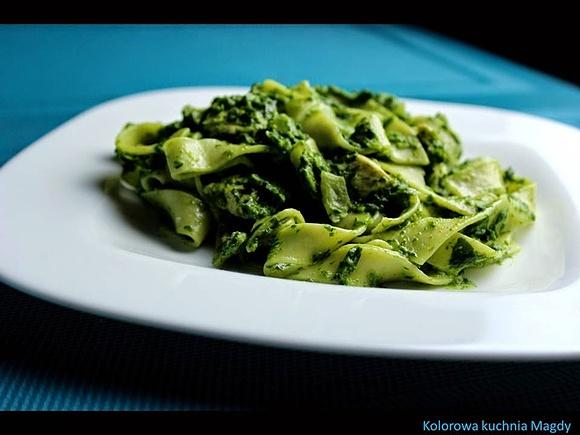Tagliatelle ze szpinakiem i kurczakiem