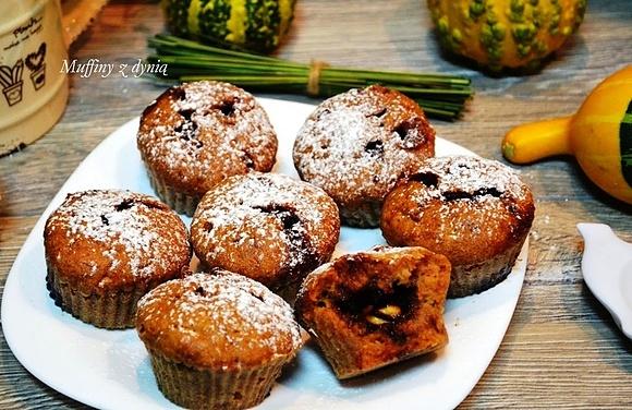 Muffiny dyniowe z kremem bananowym – dyniowe babeczki