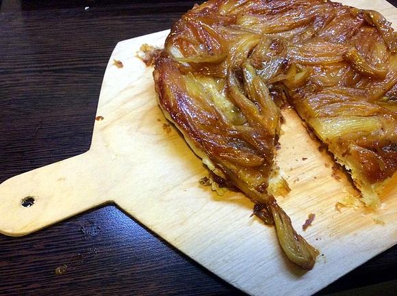 Jesienna tarta tatin z karmelizowanym fenkułem