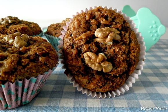 Muffinki z jabłkiem i marchewką