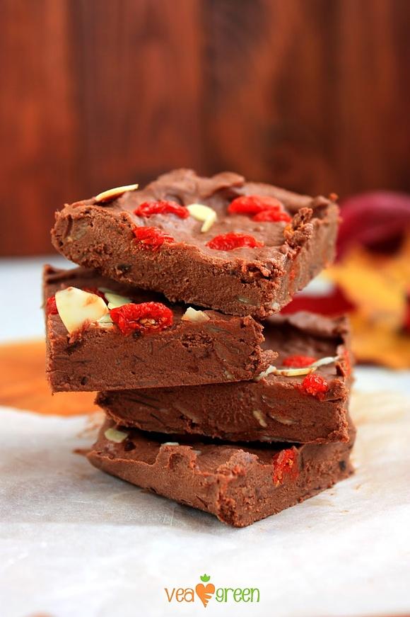 Wegańskie bezglutenowe fudge czekoladowe