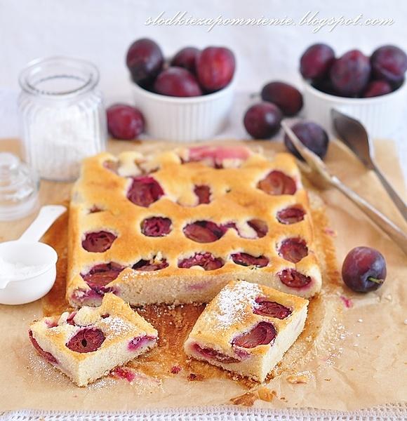 Proste ciasto ze śliwkami