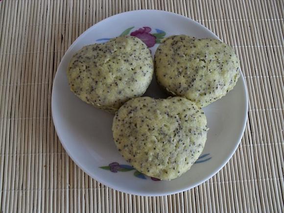 Cytrynowe muffinki z makiem