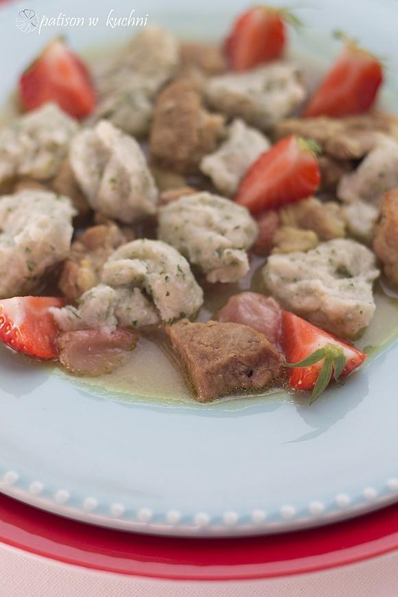 Gulasz wieprzowy z truskawkami i aloesem