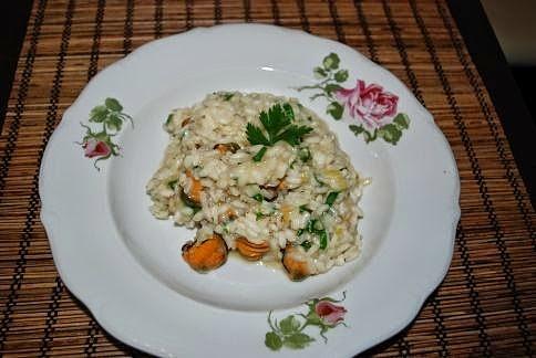 Risotto z marynowanymi małżami