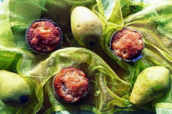 Muffinki z gruszkami i imbirem