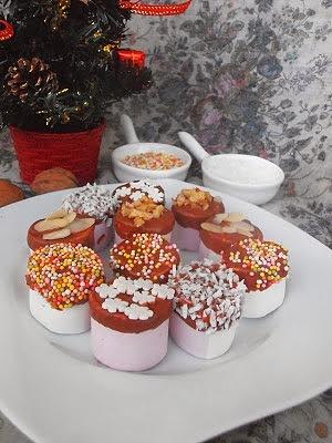 Pianki marshmallow w czekoladzie
