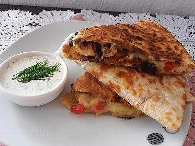 Guesadillas z meksykańskim koprem