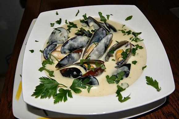 Mejillones en salsa de sidra con nata
