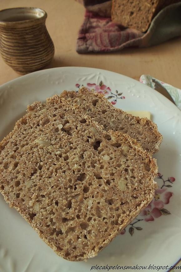 Chleb pszenno-jaglano-żytnio-otrębowy z aromatami