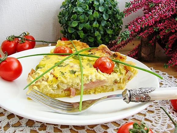 Quiche z cheddarem boczkiem i serkiem India