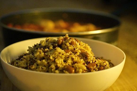 Meksykański kurczak z quinoa i fasolą